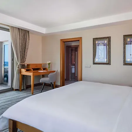 Rixos Sungate - The Land Of Legends Access 5*
